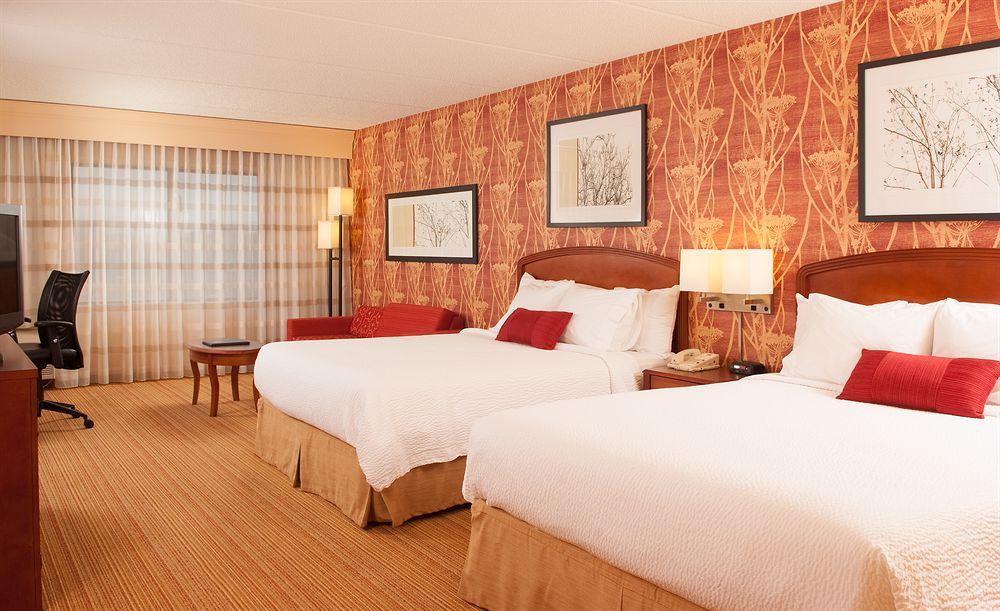 מלון Courtyard By Marriott Charlotte גסטוניה מראה חיצוני תמונה