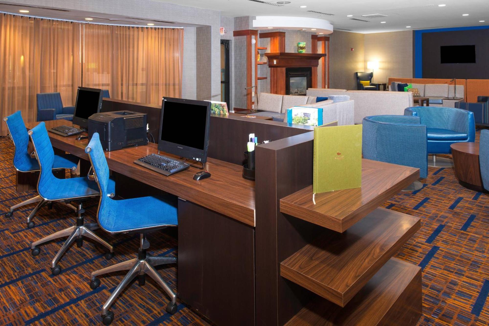 מלון Courtyard By Marriott Charlotte גסטוניה מראה חיצוני תמונה