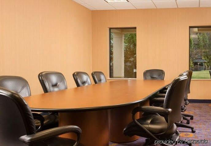 מלון Courtyard By Marriott Charlotte גסטוניה מראה חיצוני תמונה